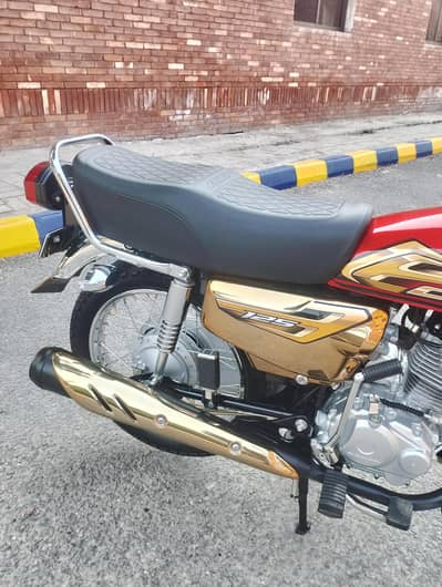 Honda 125 Gold Edition Brand New
