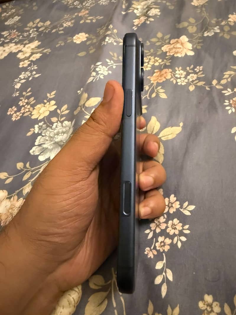 Apple iPhone 17 Pro Max 2