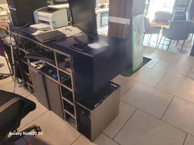 Stainless Steel Frame Receiption Counter