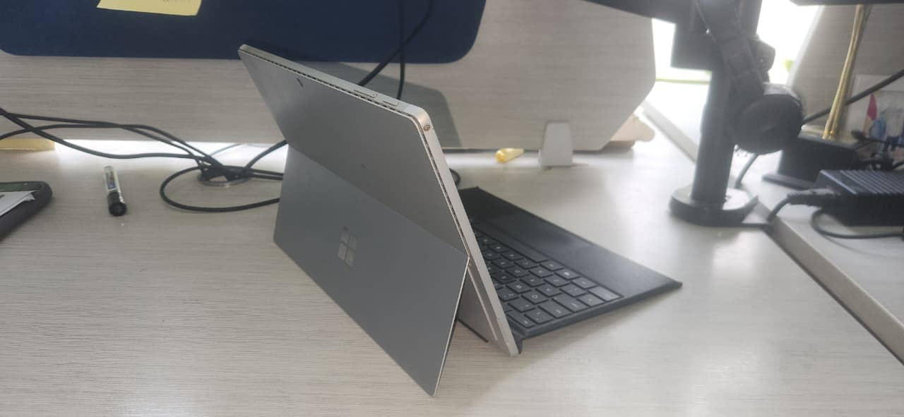 Microsoft Surface Pro 7 1