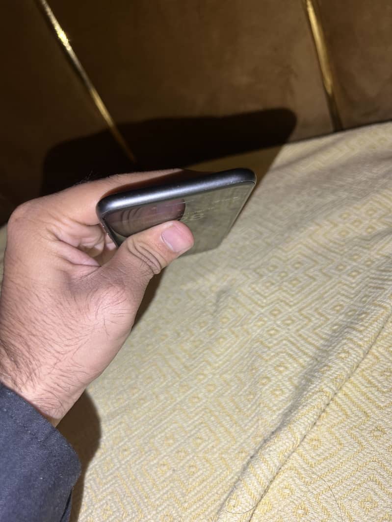 Apple iPhone 8 2