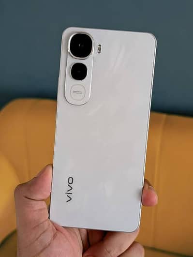 Vivo Y400