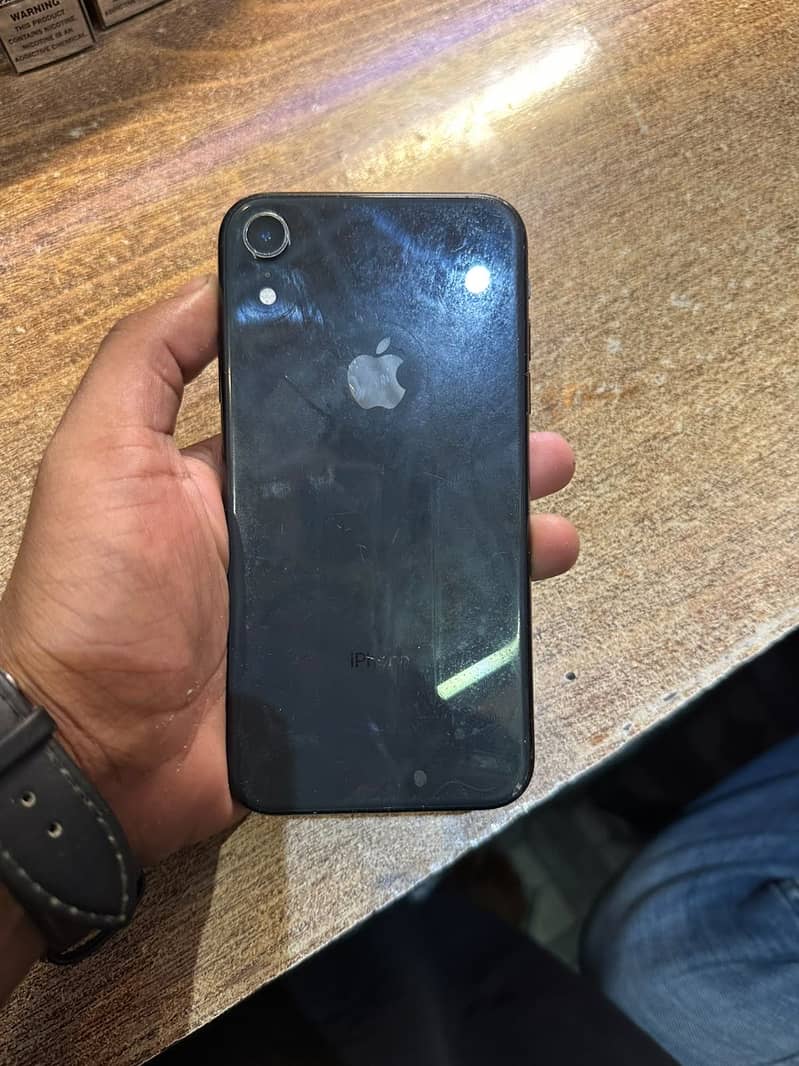 Apple iPhone XR 0