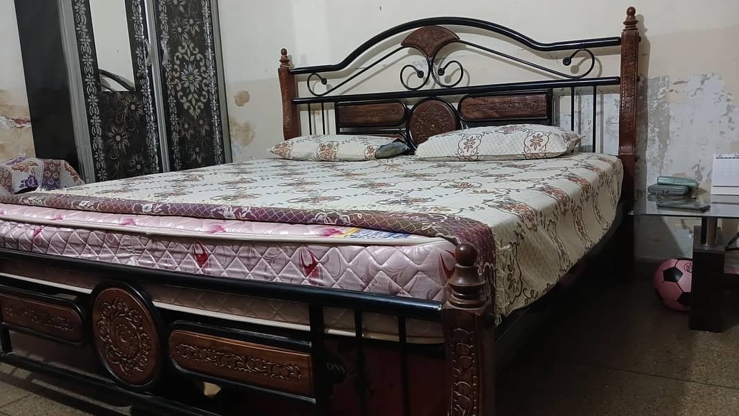 Bed with Spring Matress 1
