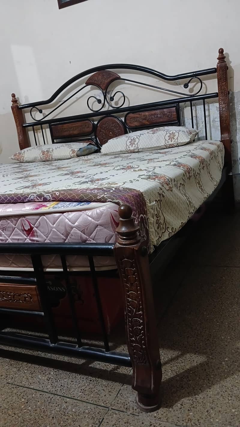Bed with Spring Matress 3