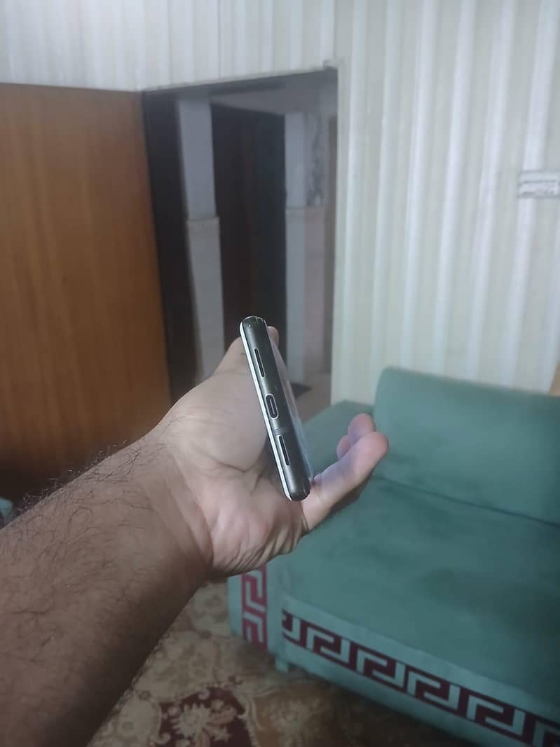 Google Pixel 6 5
