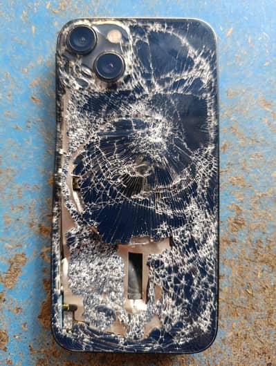 Apple iPhone 13