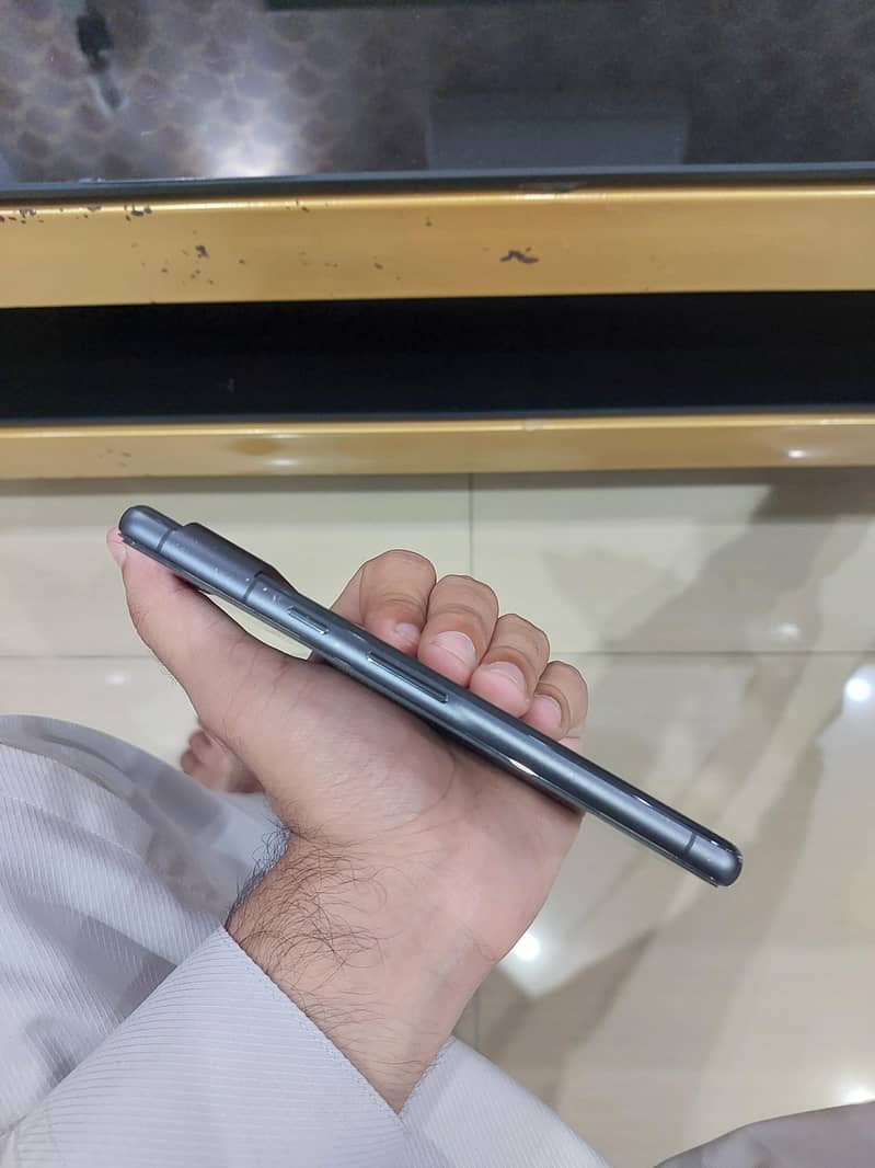 Google Pixel 7 5