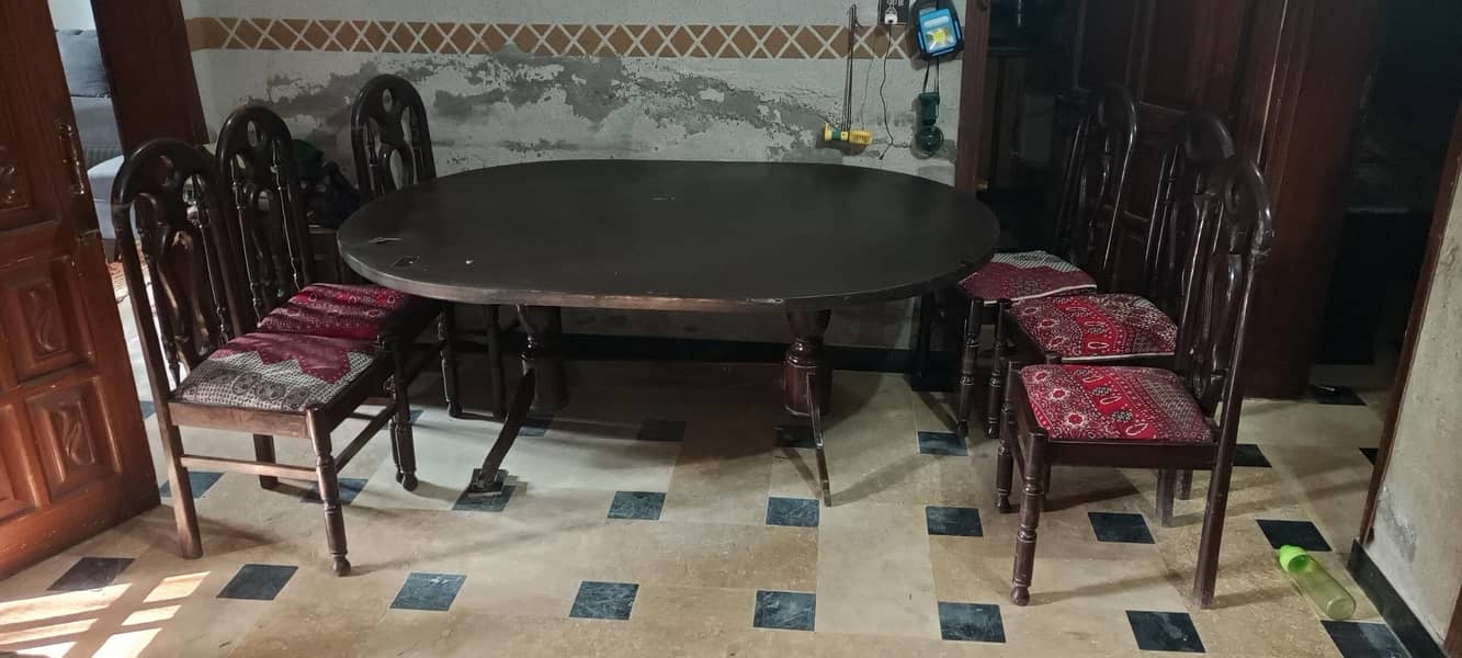 6 chairs + 1 Dining table 4