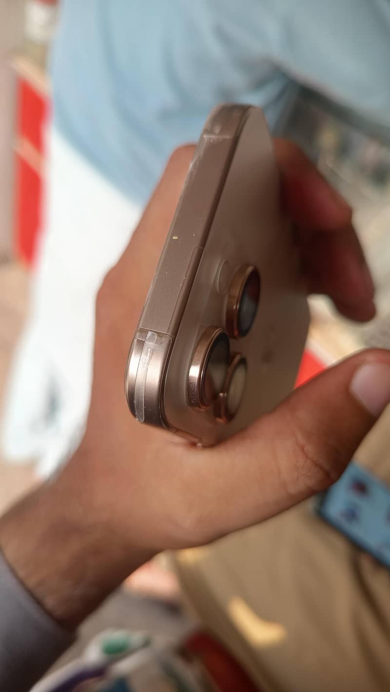 Iphone 16pro 2