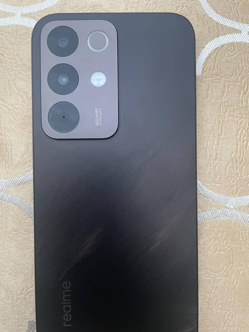 Realme c85 0
