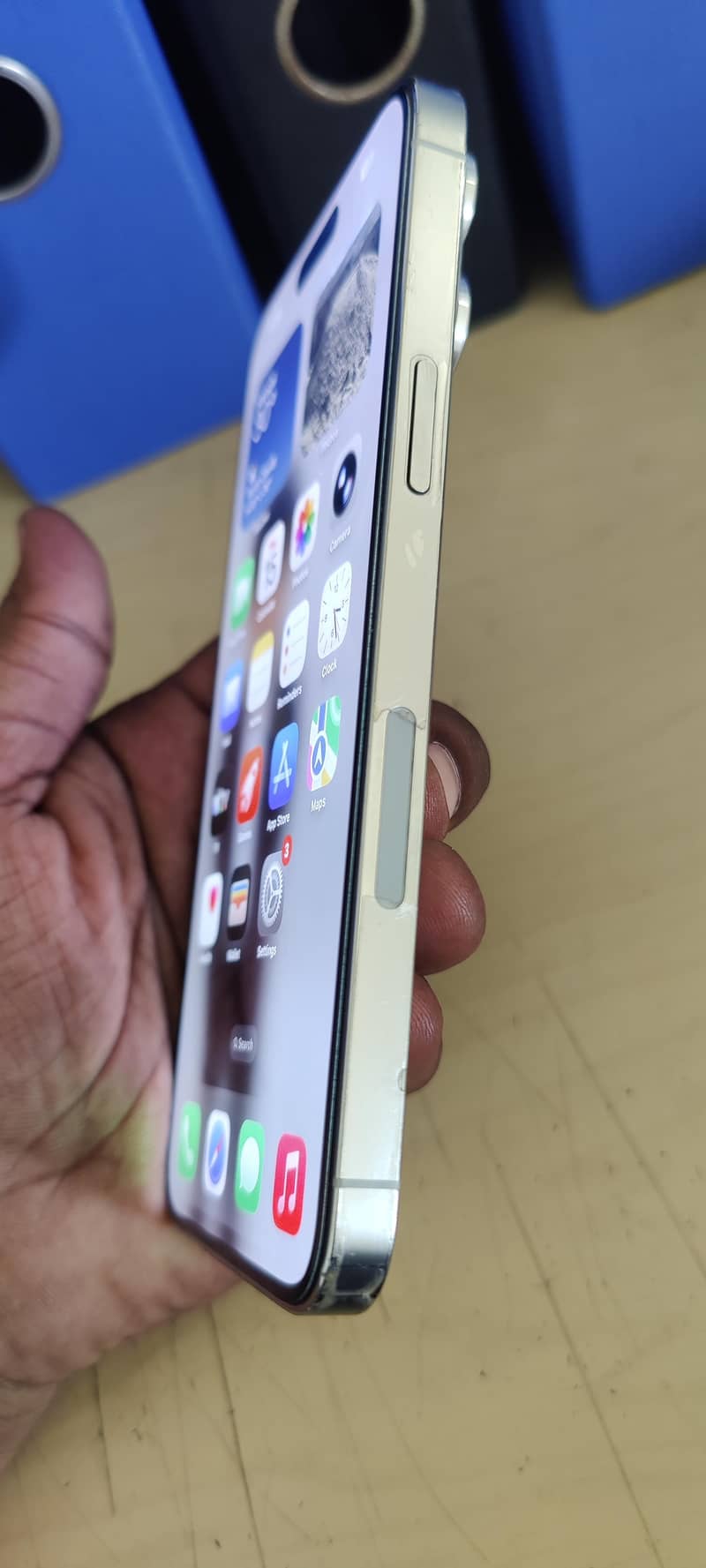 Apple iPhone 14 Pro Max 2