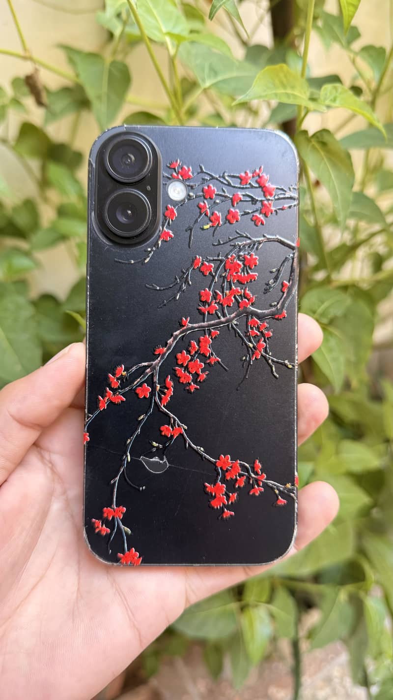 Apple iPhone 16 1