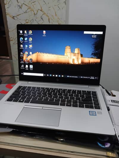 Laptop core i5 8th Gen best laptop with HP new Logo
