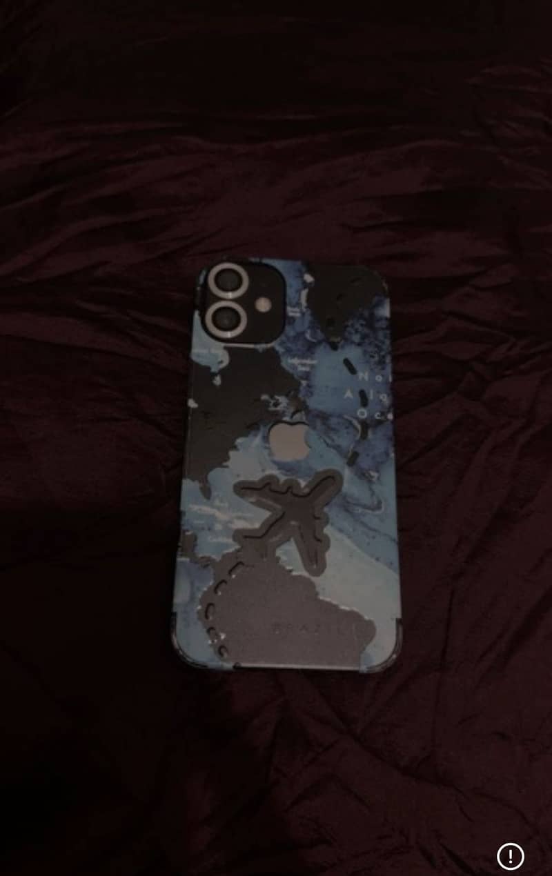 Apple iPhone 12 mini 0