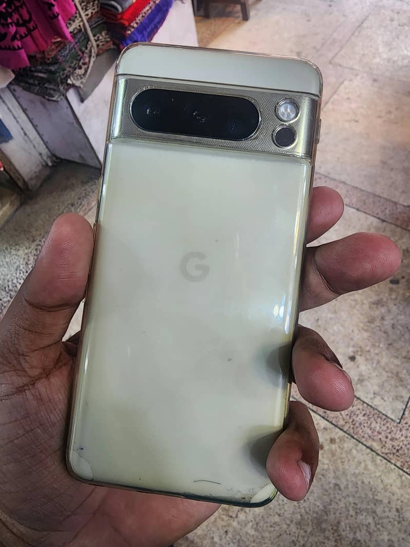 Google Pixel 8 Pro 1