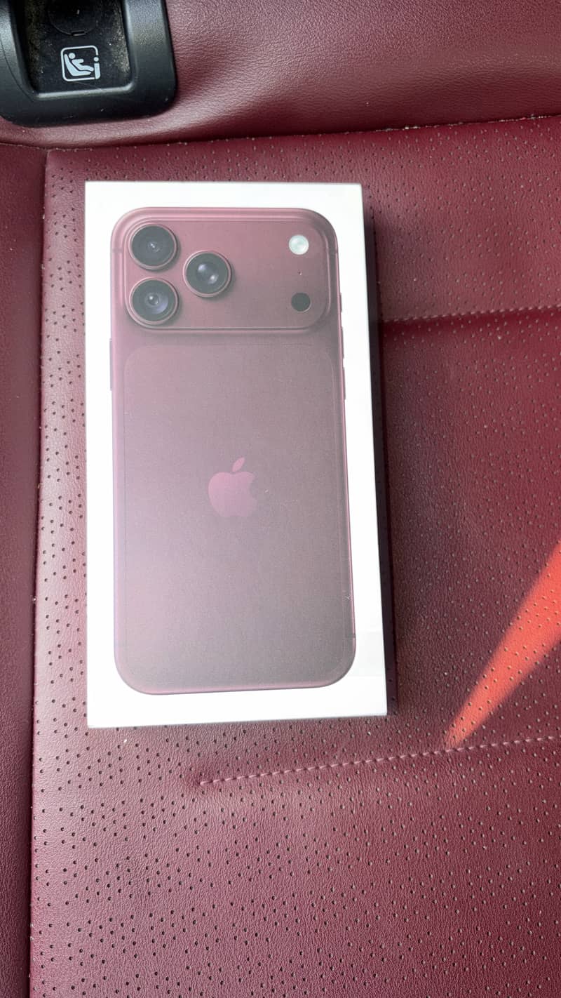 Apple iPhone 18 Pro Max 1
