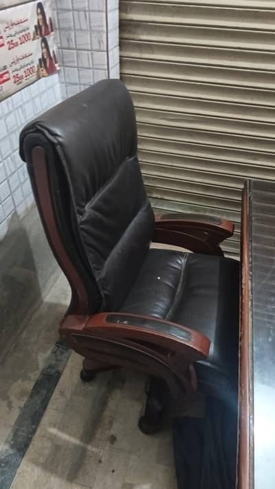 Office Table & Chair Availiable for Sale