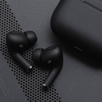 airbuds pro 2 white and black