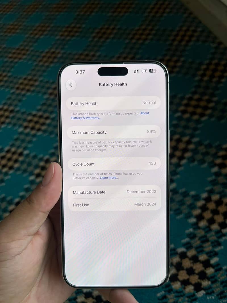 Apple iPhone 15 Pro Max 2