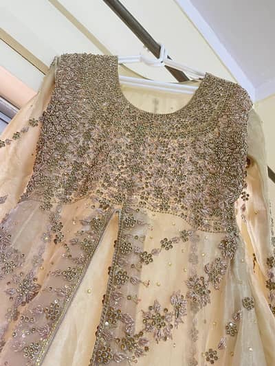 Long bridal maxi for sale in new condition with beautiful work