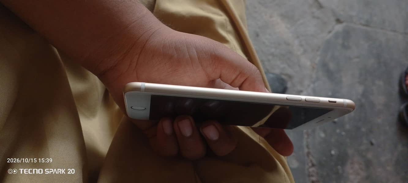 Apple iPhone 7 Plus 128 2