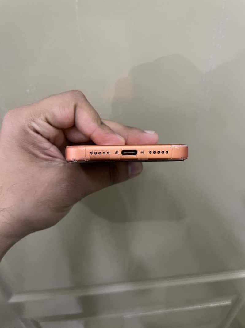 Apple iPhone 17 Pro 4
