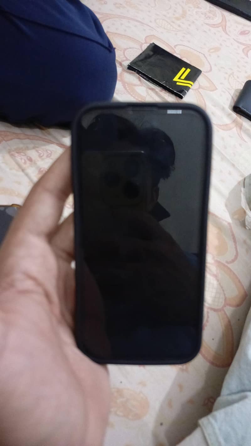 Apple iPhone 14 Pro 3