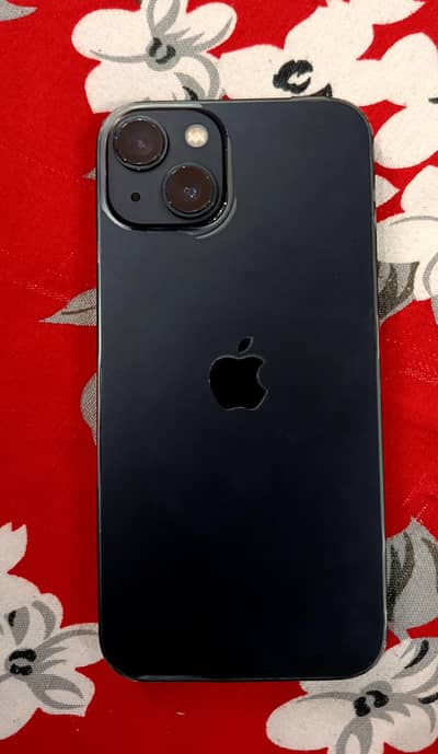 Apple iPhone 13