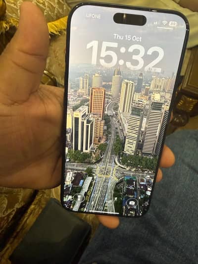 Apple iPhone 17 Pro Max (1 month sim time)