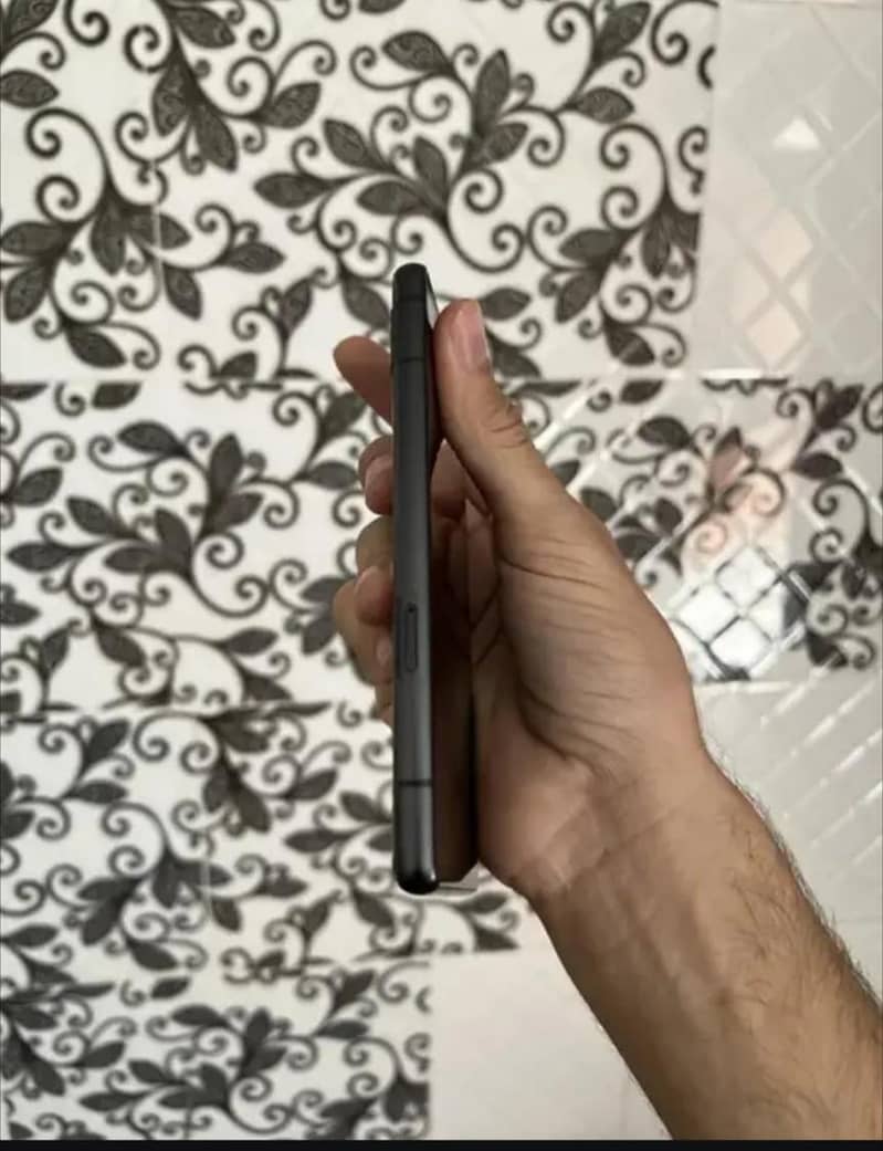 Google Pixel 7a 2