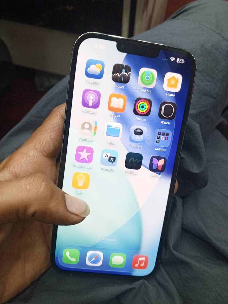 Iphone 13 pro max 1