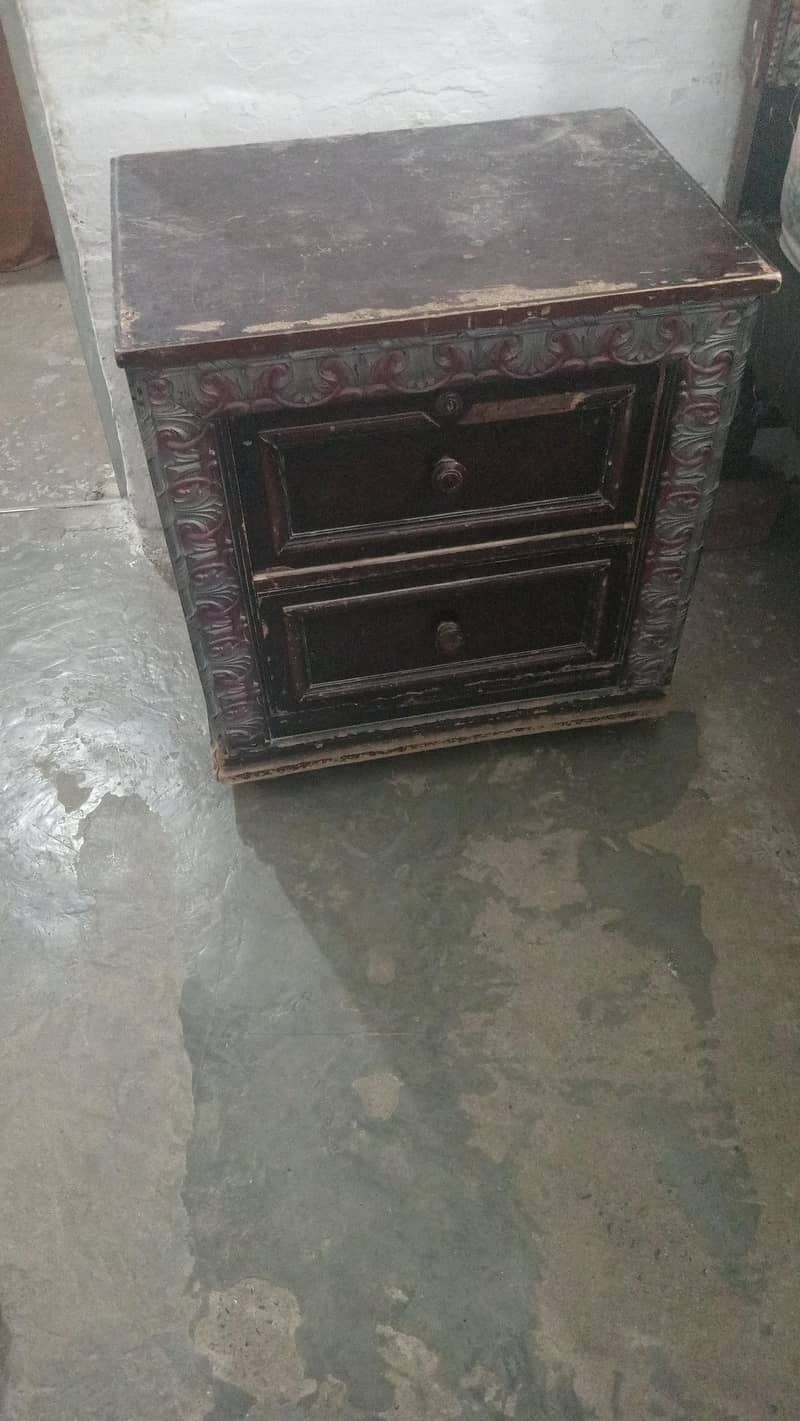 bed set dressing table side table showcase 2