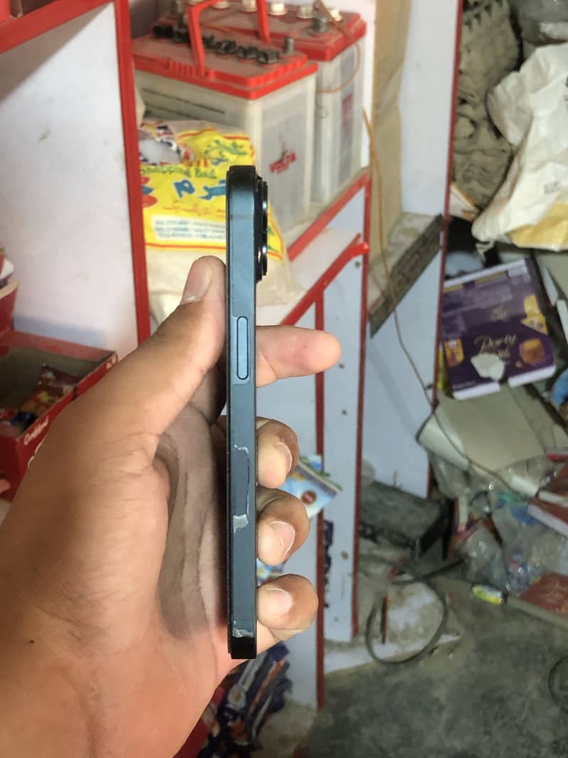 Apple iPhone 14 1