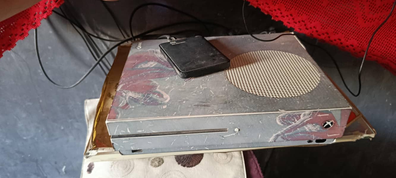 Xbox one S 7