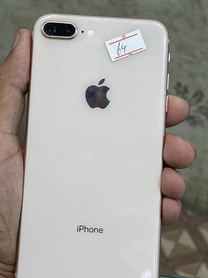 Apple iPhone 8 Plus 0
