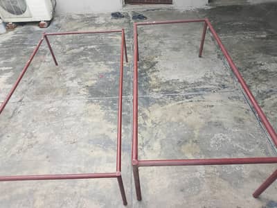 urgent sale 2 charpai mazboot hai03214797896