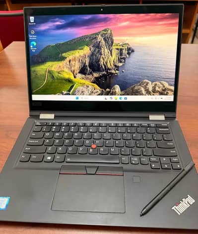 Lenovo yoga x390. core i5 8th Generation laptop. . (8/256 nvme).