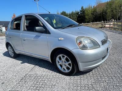 Toyota Vitz 2000