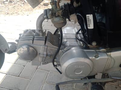 Honda CD-70 2025
