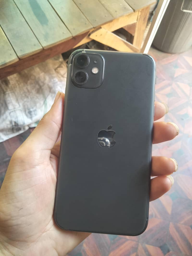 Apple iPhone 11 7