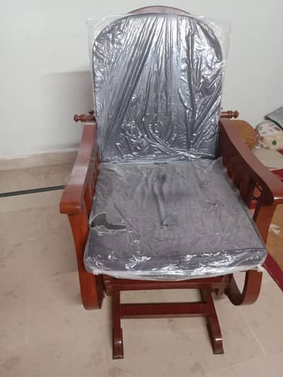swing chair new h bilkul no used 2 din phly he lya h