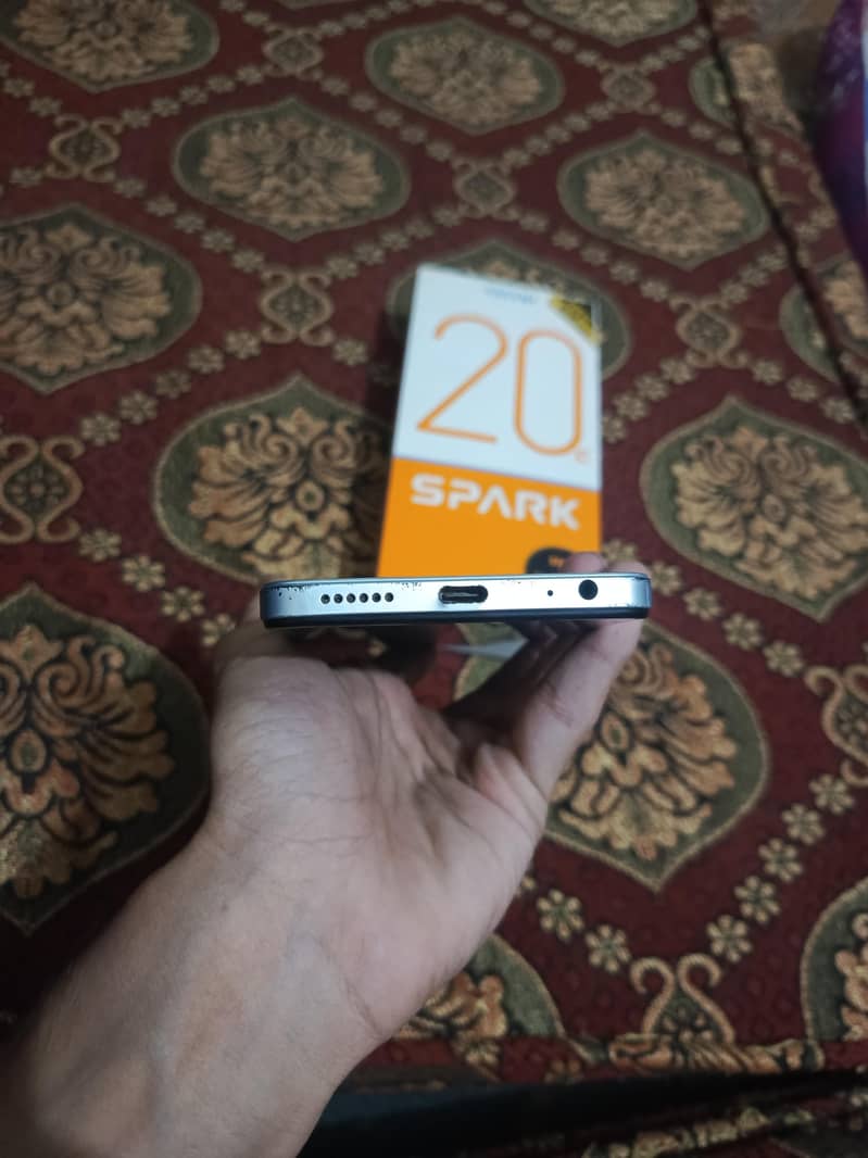 Tecno Spark 20C 2