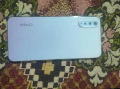Vivo S1