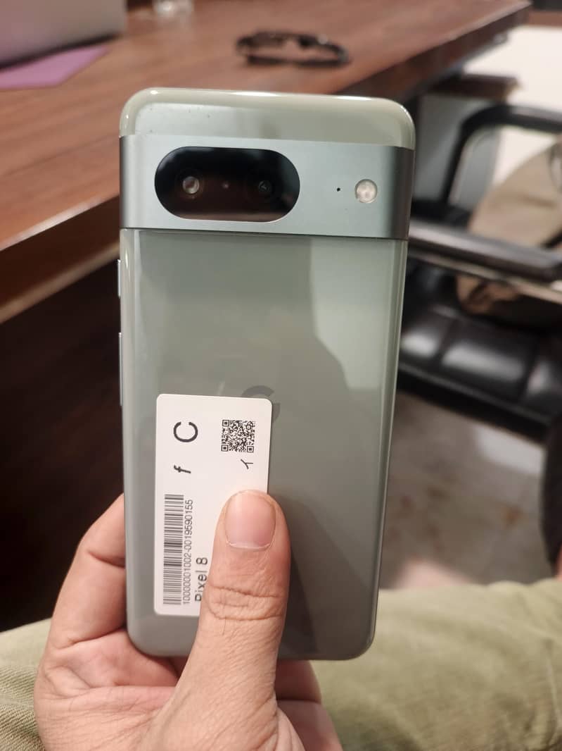 Google Pixel 8 2