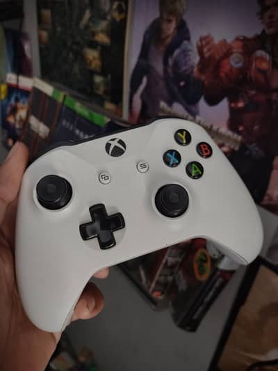 Xbox one s controller for sale good condition