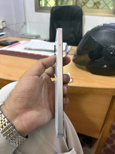 Samsung Mobile A06