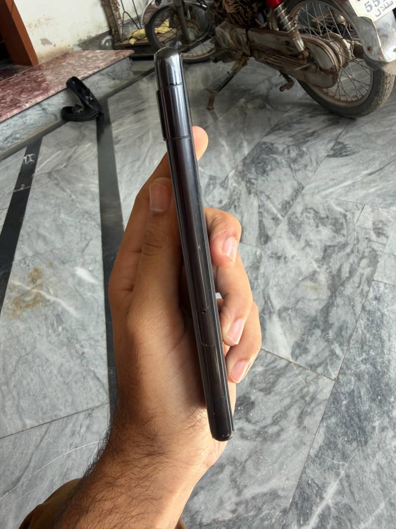 Google Pixel 7a 4