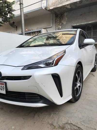 Toyota Prius 2021 reg 2025 full orginal