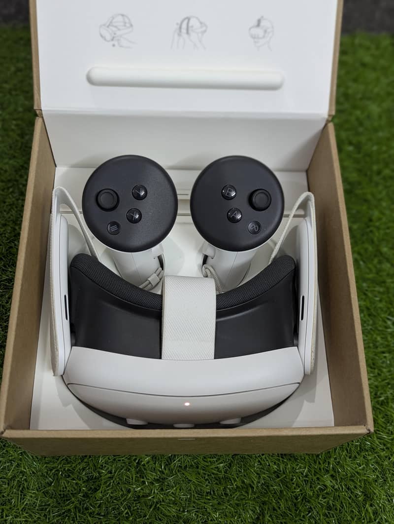Oculus quest 3 box open 1